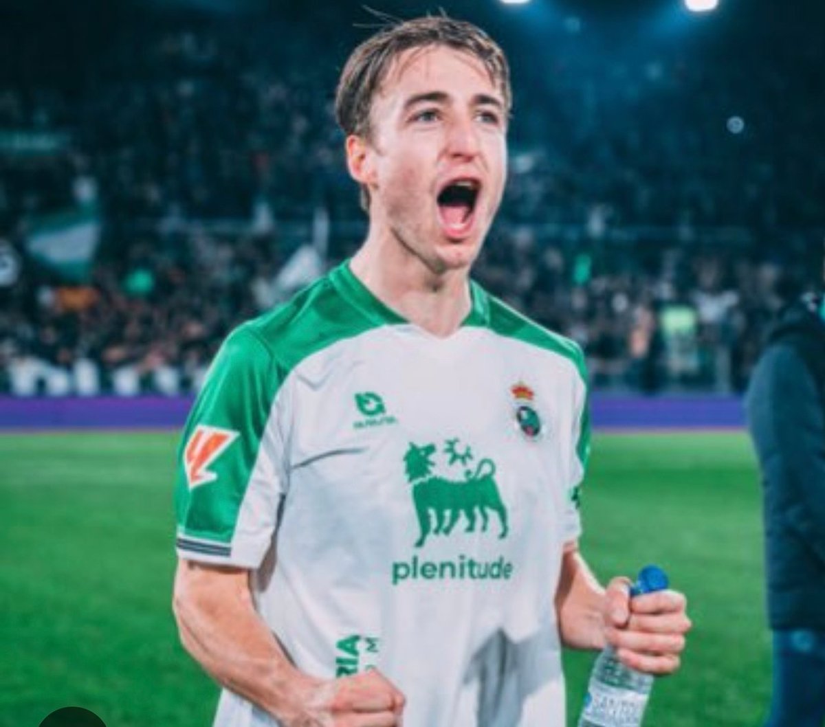 PÍN💢💚💢 tweet media