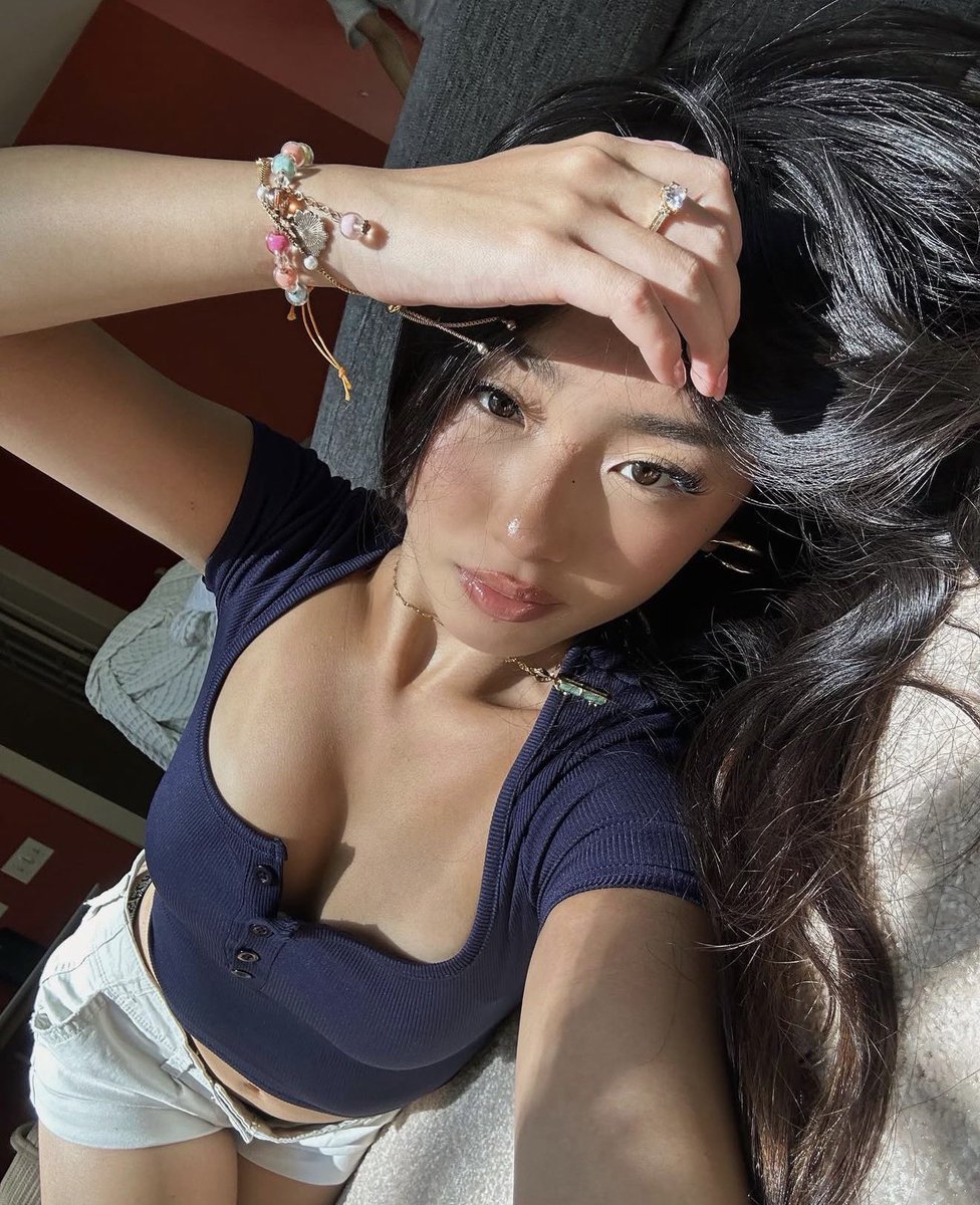 brattycase's tweet photo. simp and send for my perfect tits losers 

findumb findom finsub wallet humanatm https://t.co/CEcu1Palag