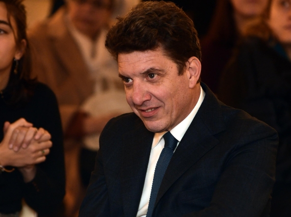 Fabio Wallys - NON spostare il focus tweet media