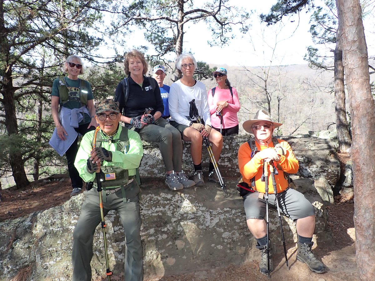 cruzzeroutdoors's tweet image. 3 miles in n out hike to Hawksbill Crag, April 1st, 2026 w/fellow hikers. Great weather and scenic sites. #gohiking #discovernature #discoverarkansas . A body in motion stays in motion.