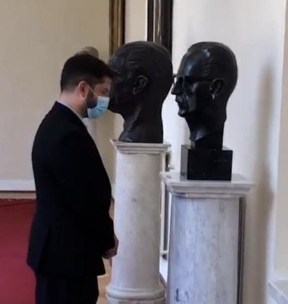 POLITICIDA tweet media