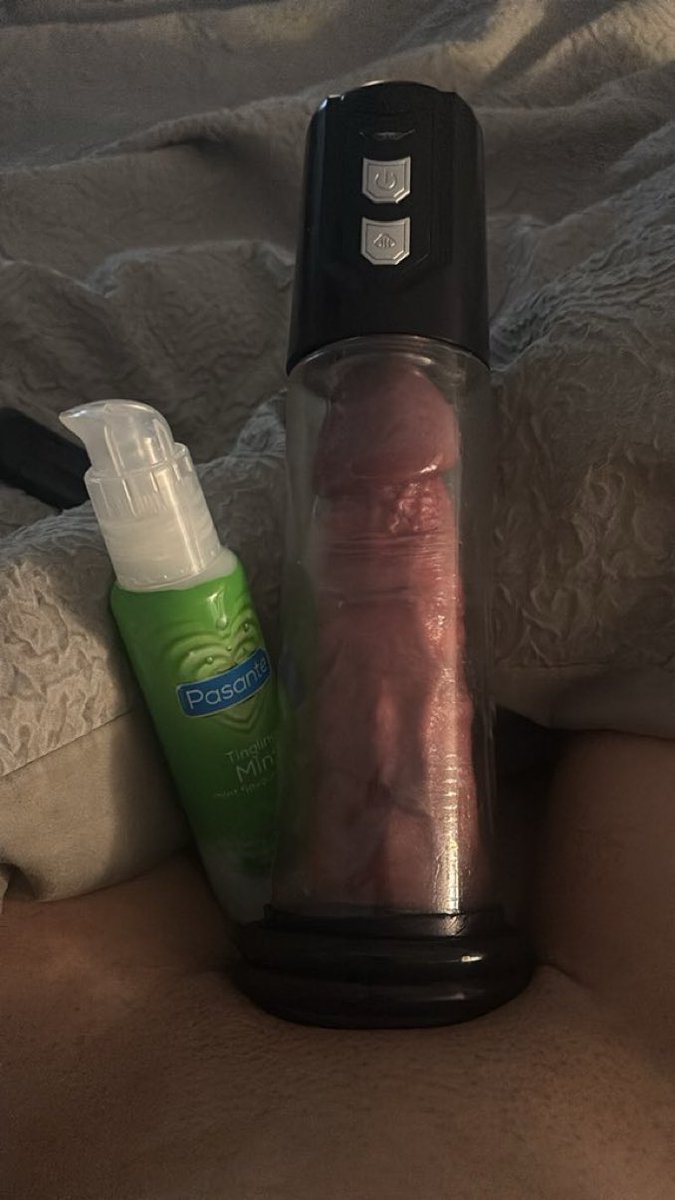 erection guy tweet media