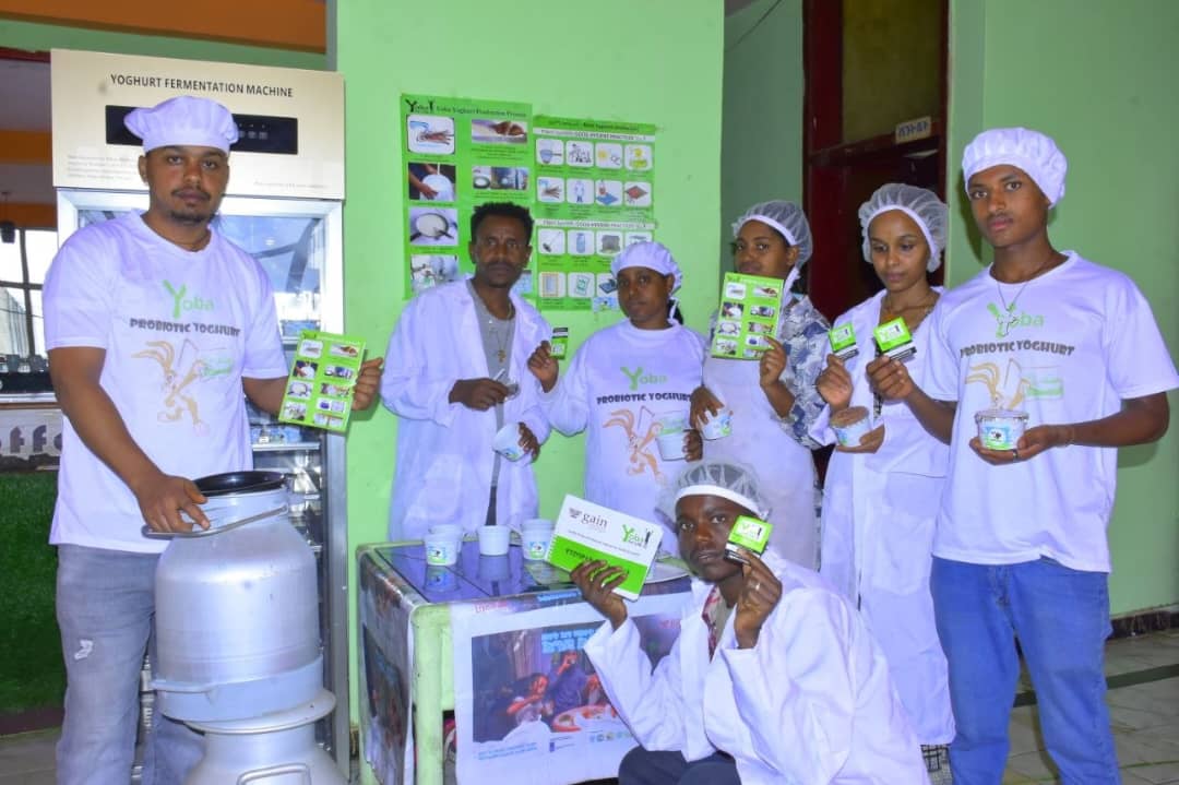 Yoba4Life's tweet photo. Innovation in every cup! 
The Yoba Probiotic Yoghurt team in Ethiopia is scaling up production to bring better nutrition and sustainable livelihood in their community. 🇪🇹💪 #Nutrition #Ethiopia  #HealthyLiving https://t.co/QtQP99eTtc