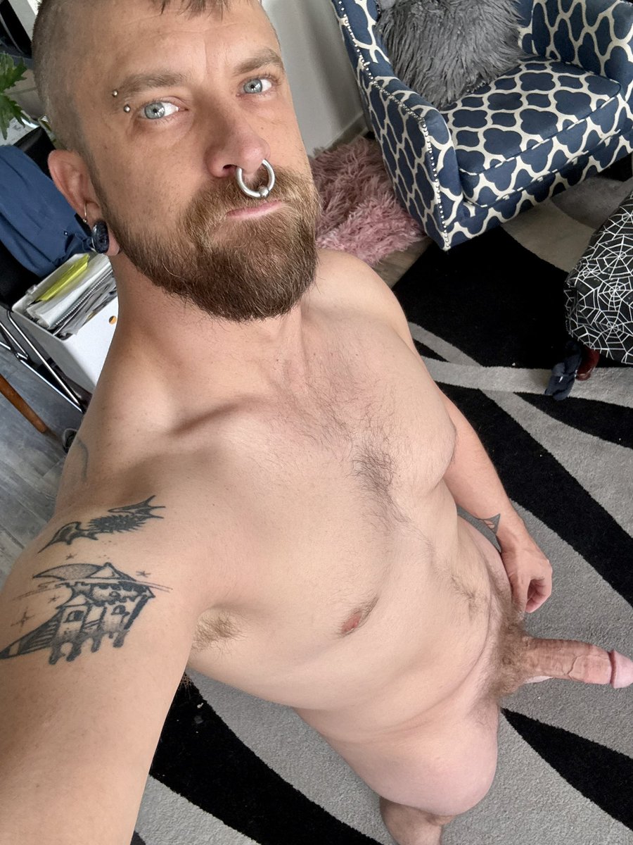 MrSaturnFoxx tweet media