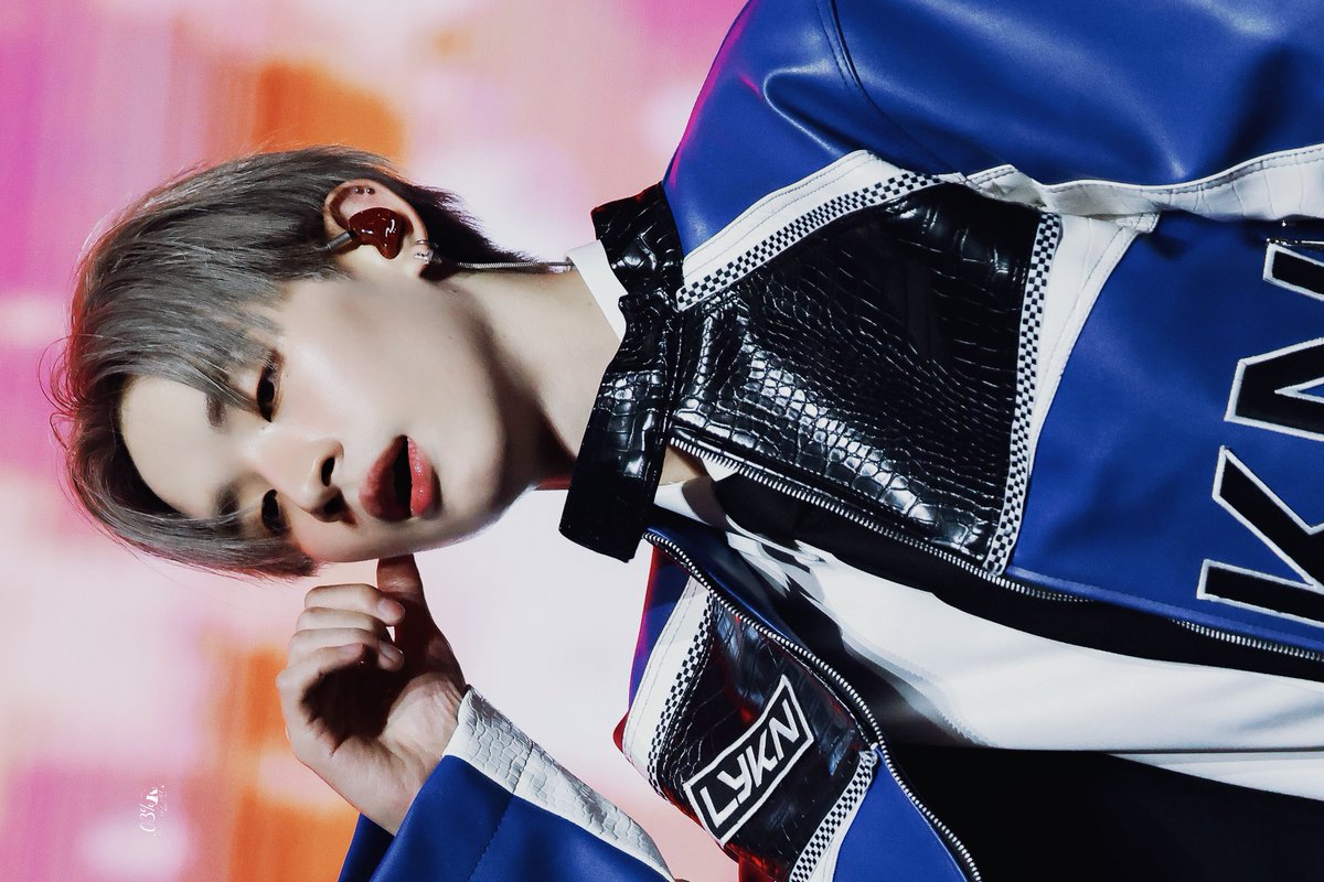 𝟎𝟑%♡ tweet media