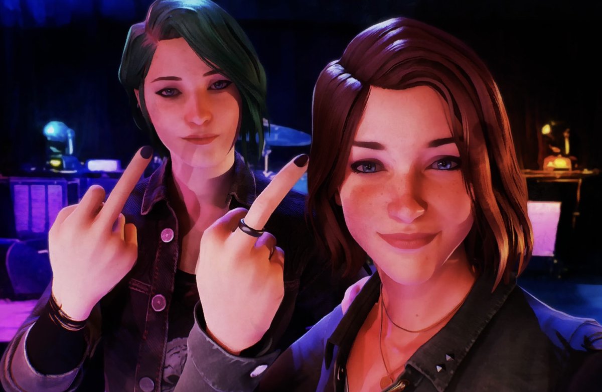 CreepyLuna4201's tweet photo. brb, still crying about this photo of Max and Chloe😭😭😭❤️❤️❤️ #lifeisstrange https://t.co/ksRTXSijl1