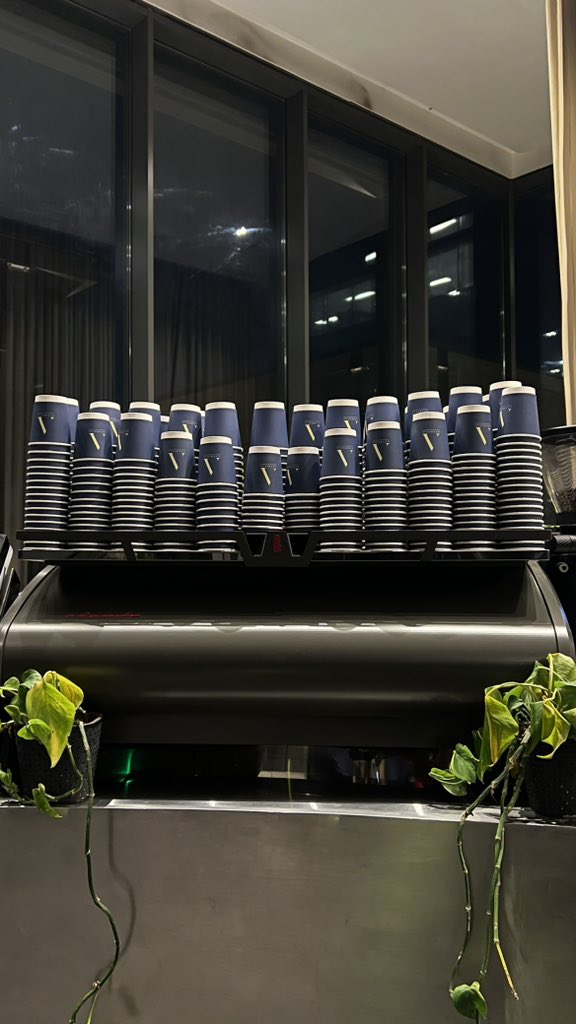 R ✧₊˚ ⊹ tweet media