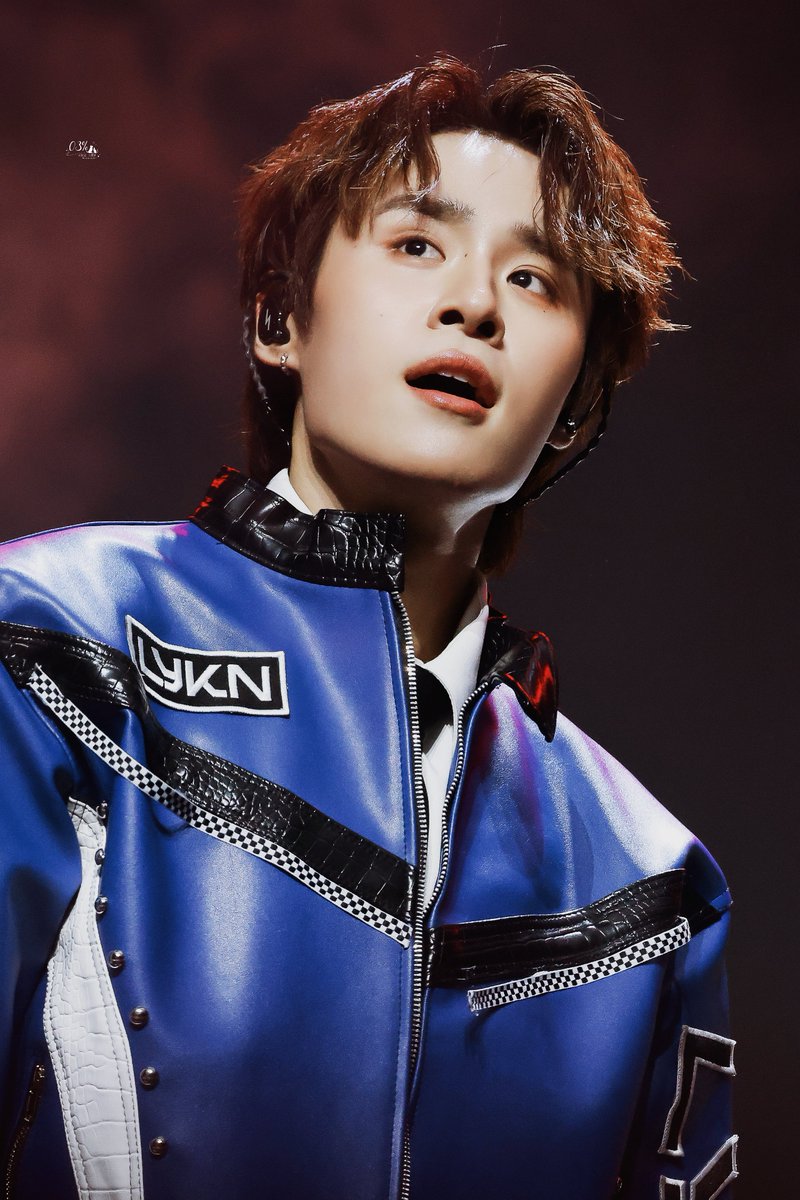 𝟎𝟑%♡ tweet media