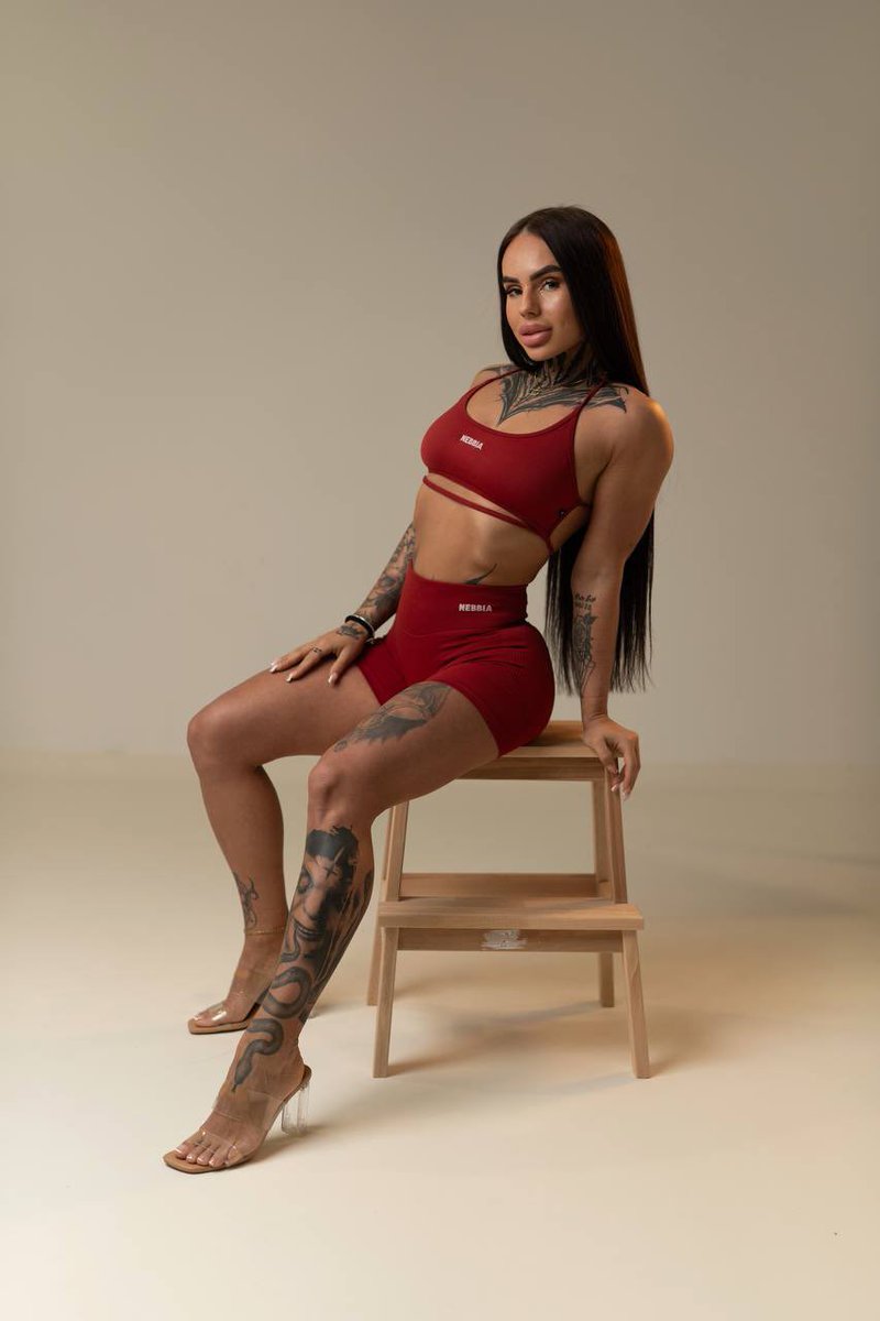 chriestyn_secrets tweet media