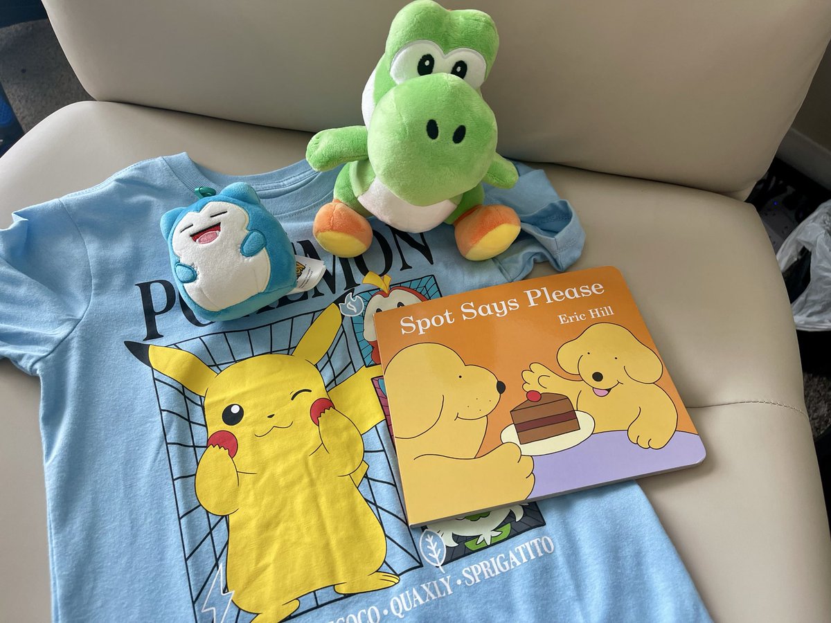 Poké Book Girl tweet media