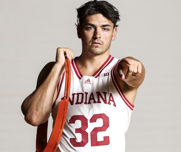 Barstool IU tweet media