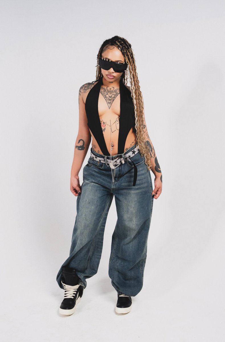 HARLEY 👻 tweet media