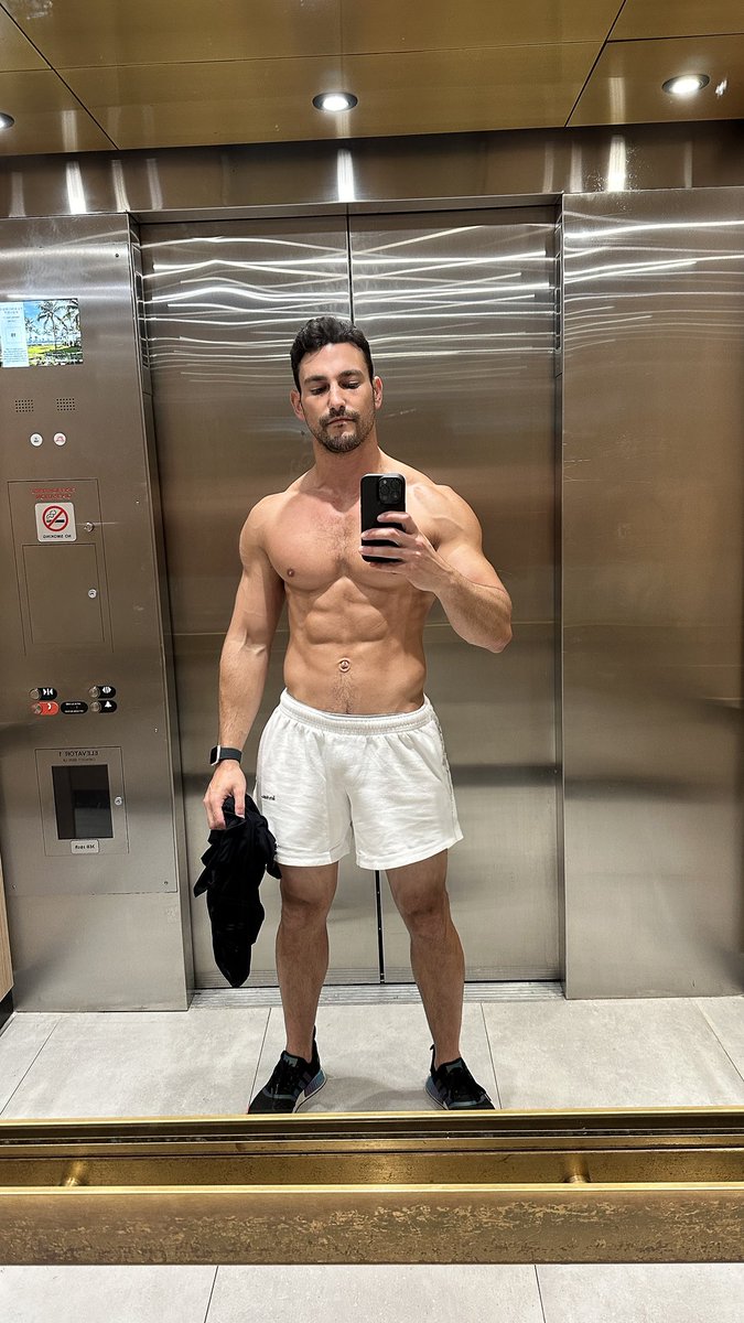 li-or-id-el tweet media