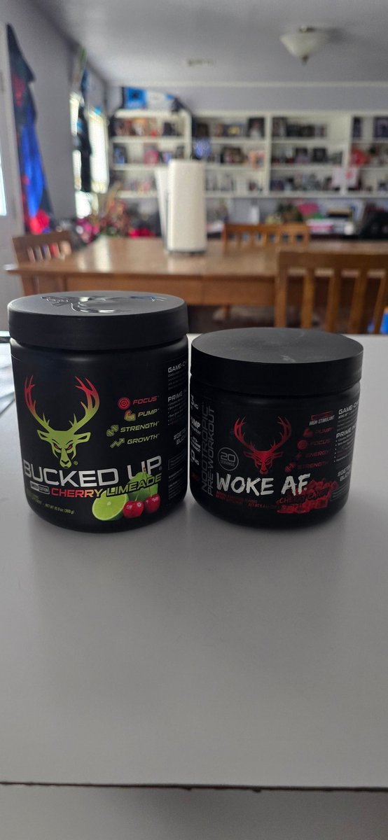 rubenlee25's tweet photo. @buckedup I got the new cherry limeade today! #buckedup #preworkout #progress https://t.co/3MlIOWp8fM