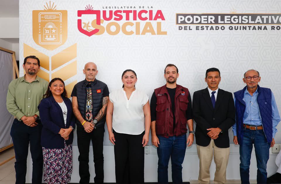 💬 #DiálogoAbierto Hoy participé en un parlamento abierto en el <a href="/CongresoQRoo/">Congreso del Estado de Quintana Roo</a> , un espacio de diálogo y análisis en torno a una iniciativa enfocada en fortalecer la arborización urbana mediante criterios claros y el uso de especies adecuadas en nuestros espacios públicos. 🏘️