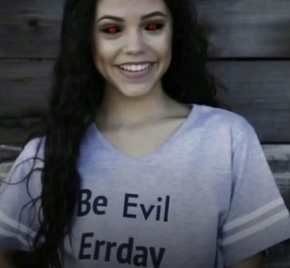 apollo ⚰️🚯 tweet media