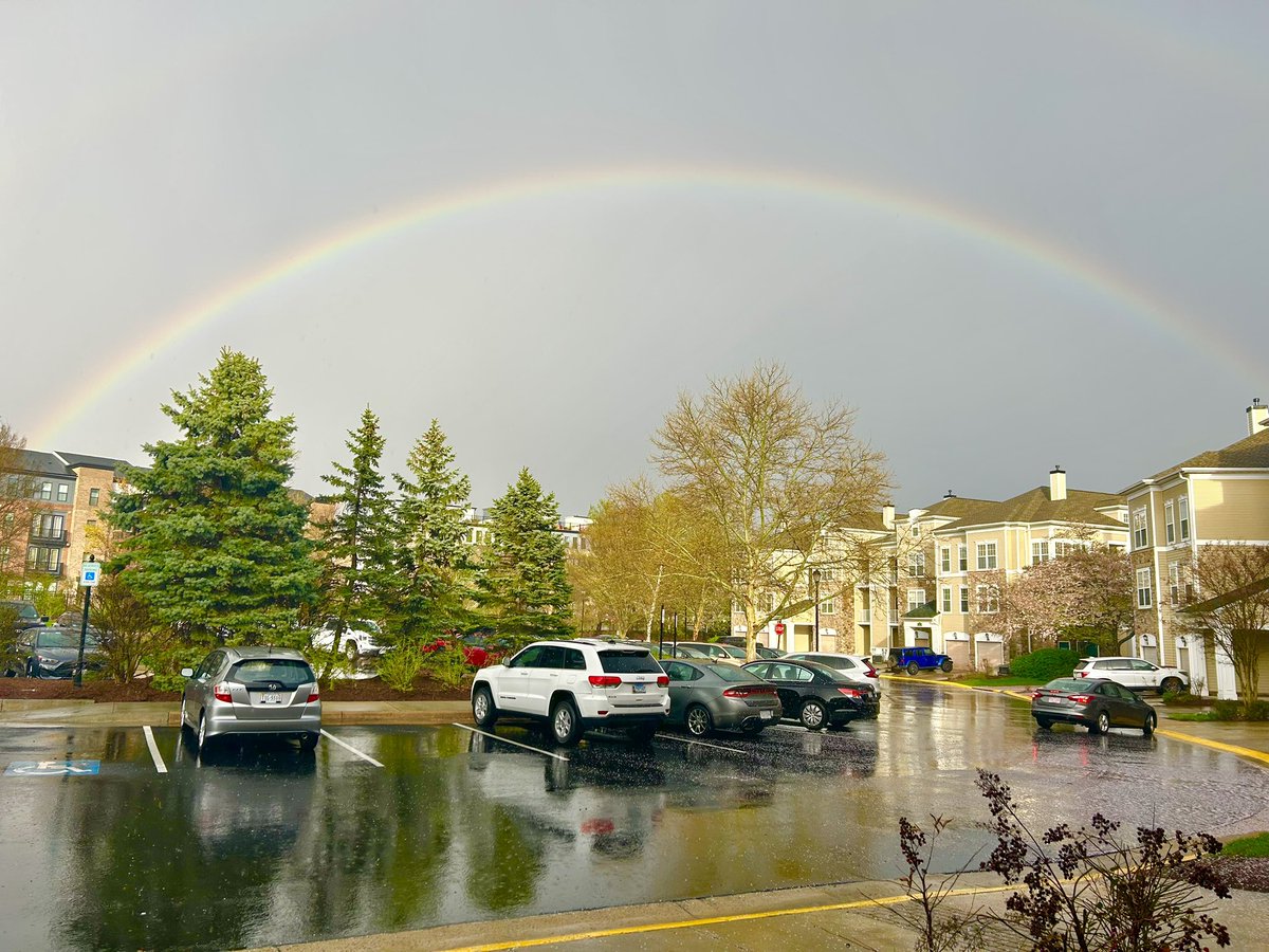 🌈  📍 Ashburn, VA <a href="/capitalweather/">Capital Weather Gang</a>