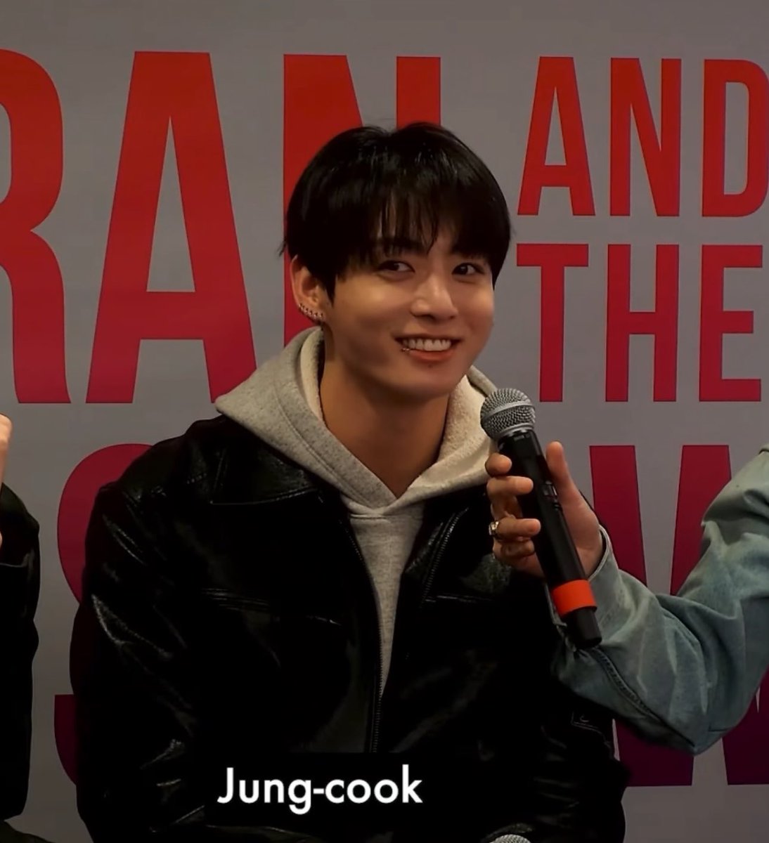 eva⁷ seeing bts !! tweet media