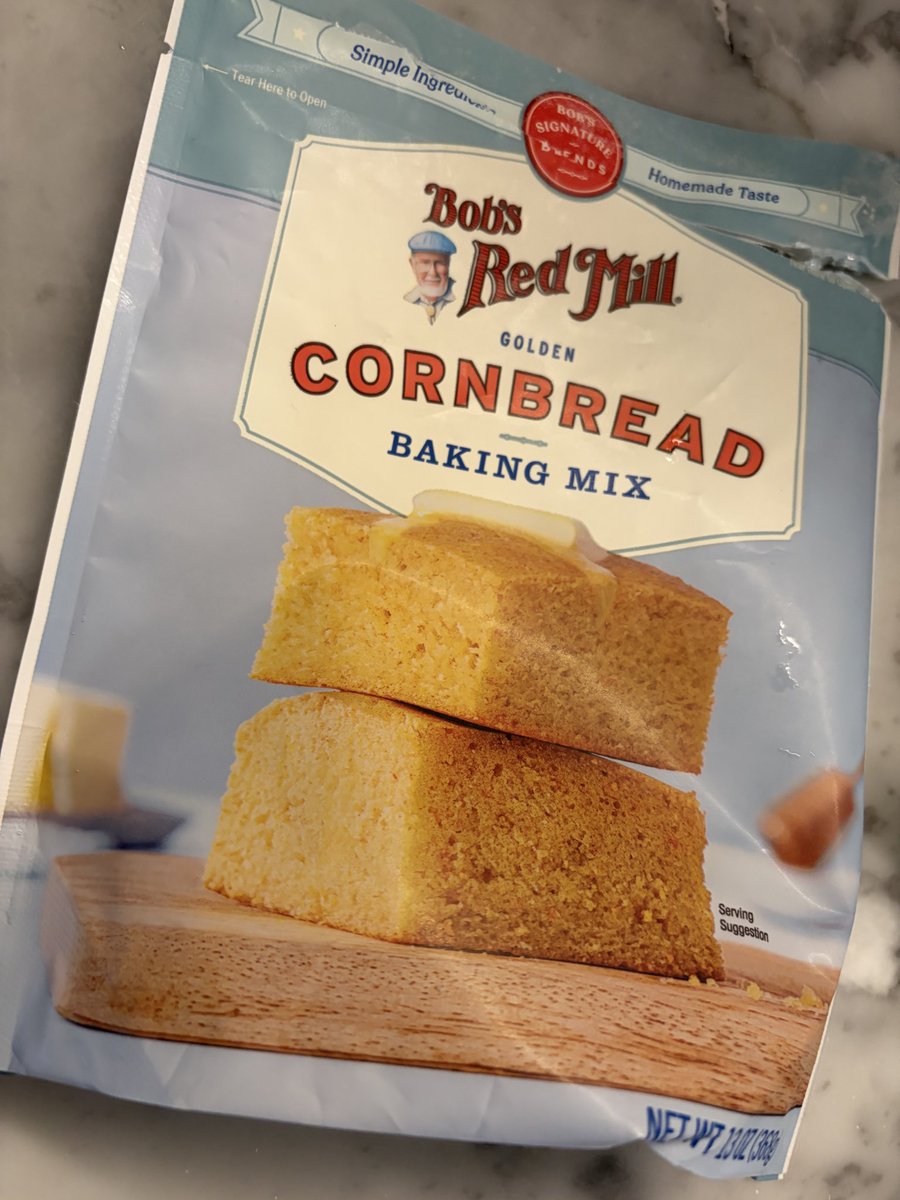 randall_michael's tweet photo. Chili cheddar jalapeño corn bread bake. It was delicious! Thanks @BobsRedMill … you never fail me. https://t.co/v2aKKgupzE
