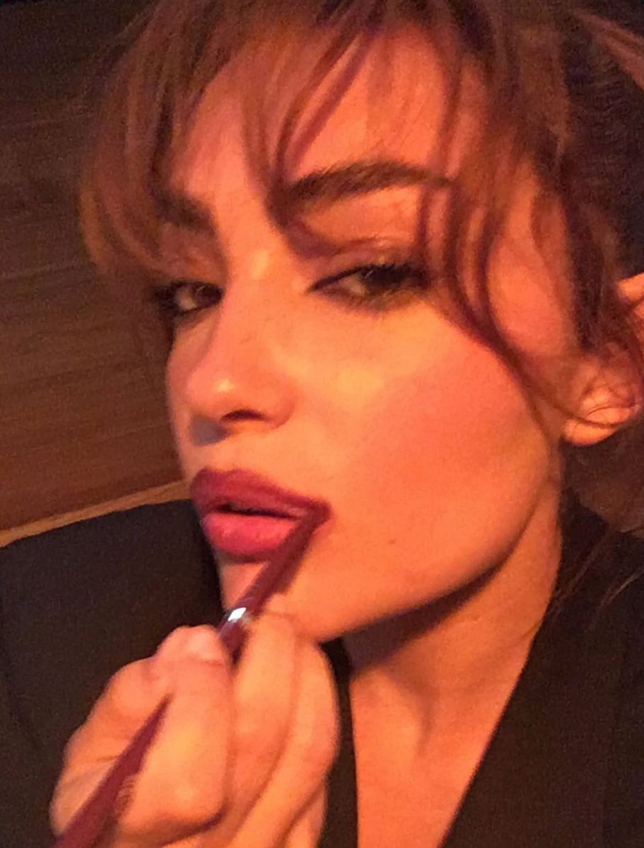hodarseason's tweet photo. 👄👄👄👄👄👄👄👄👄👄👄👄👄👄 https://t.co/BS8S4eupro