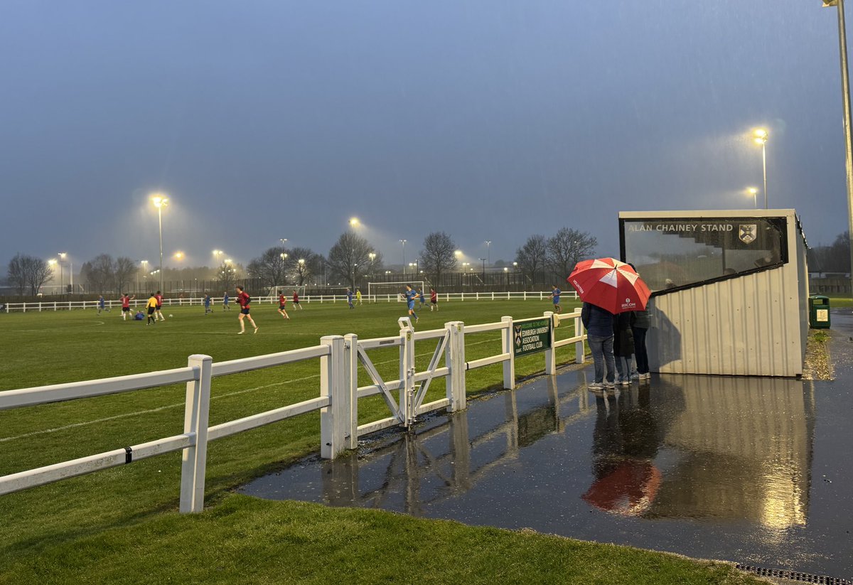 𝙹𝙰𝙼𝙸𝙴 𝙼𝙲𝚀𝚄𝙴𝙴𝙽 tweet media