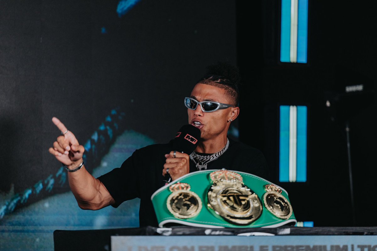 Chase DeMoor tweet media