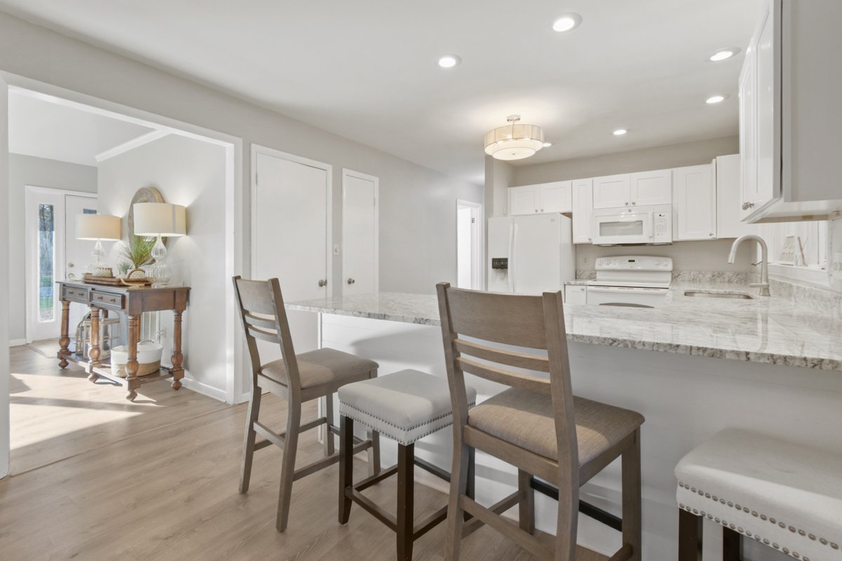 RyanHaley's tweet photo. Coming Soon ✨

17 Falcon Bridge Rd Ocean Pines, MD 21811
3 bed | 2 bath
$349,900

Listing link: https://t.co/oj015o11OK https://t.co/18Hjl9eVel