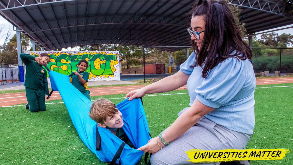 Universities Australia tweet media