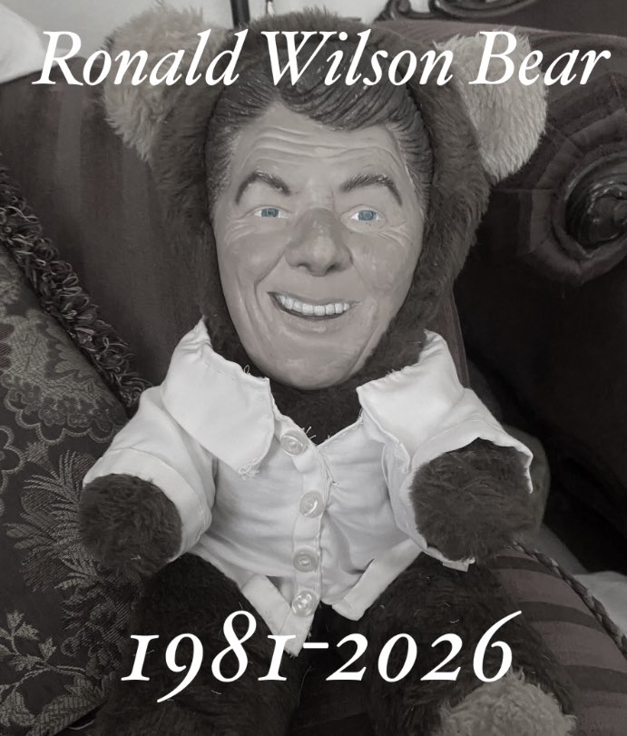 ronald reagan fan tweet media