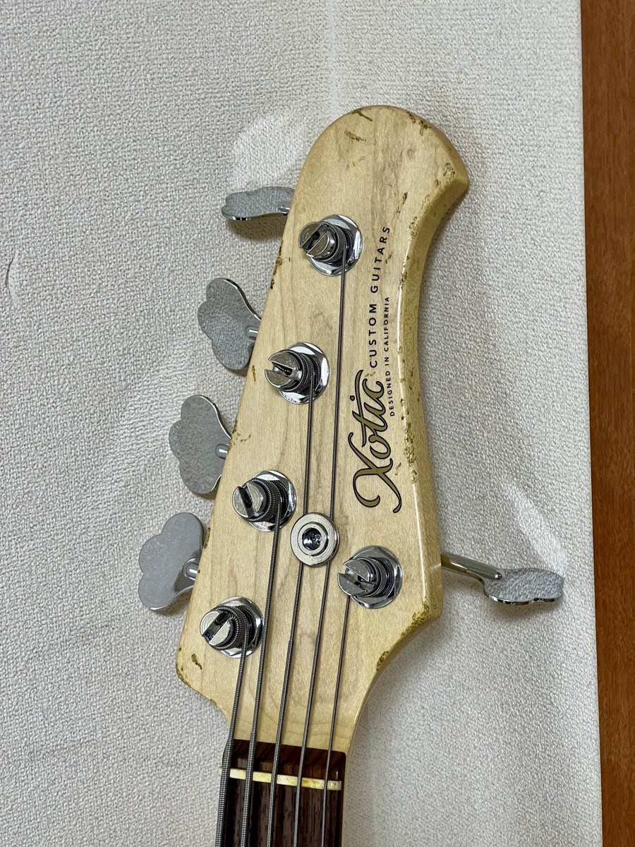 D23Kousuke's tweet photo. MyNewGear....
Xotic XJ-1T 5st
ガチ嬉のウルトラ喜びの舞ですわ
#xotic #ベース #5弦ベース https://t.co/DyttqlBM4q