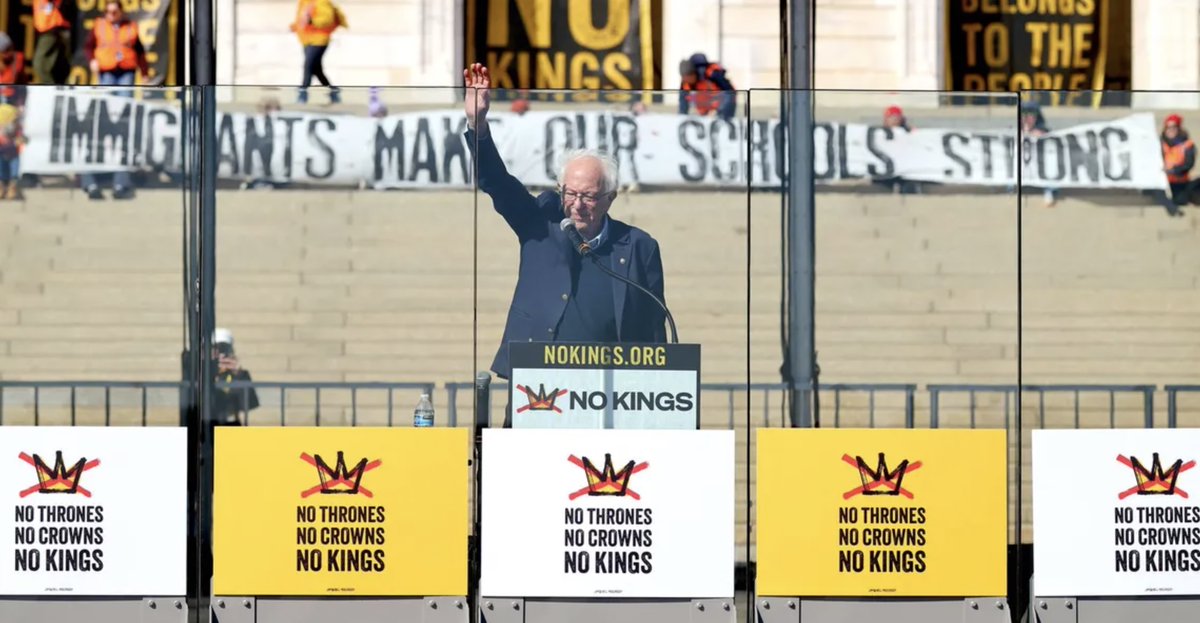 JonWiener1's tweet image. The No Kings flagship event was in Saint Paul – 200,000 people came. If you had that many people in Washington DC, it would be one of the biggest demonstrations of the decade. John Nichols @NicholsUprising shares highlights – on @thenation podcast bit.ly/41cN4Mi