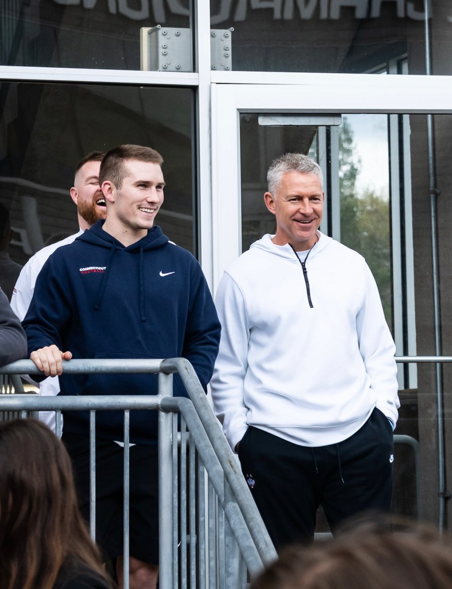 UConn Football tweet media