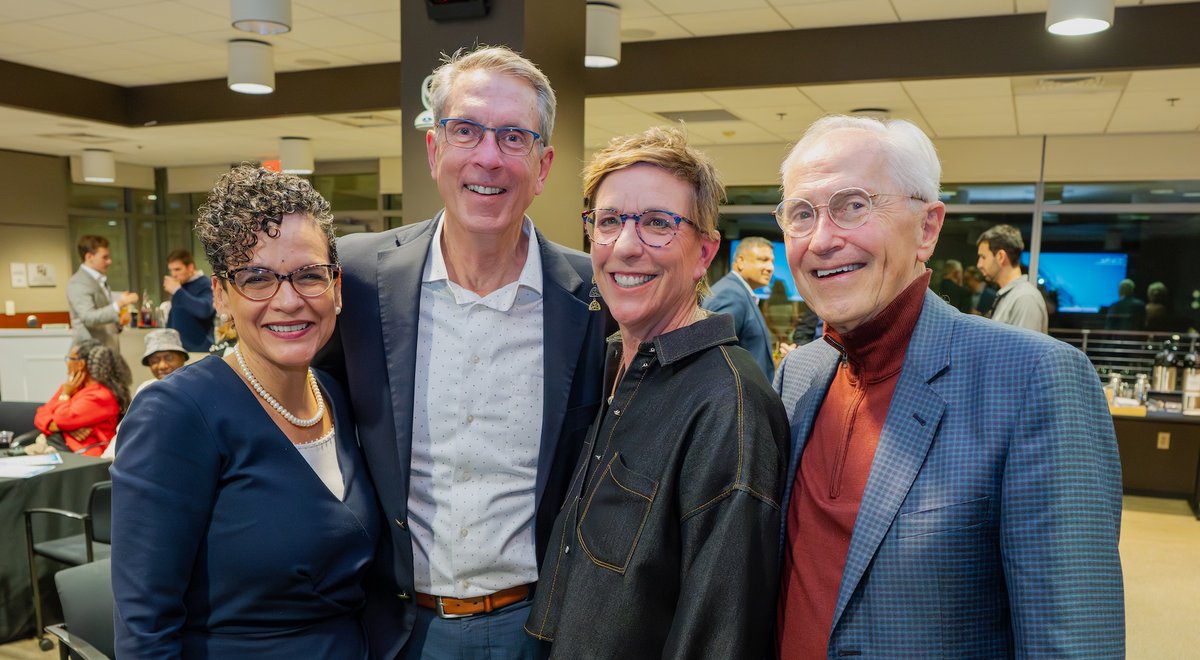 RadySchool's tweet photo. The @UCSanDiego Rady School of Management is excited to announce the launch of the inaugural Beyster Executive-in-Residence focused on innovation through equity and ownership.

Learn more about the role: https://t.co/ASsh8VheU9 https://t.co/l9smCZ9Kwc