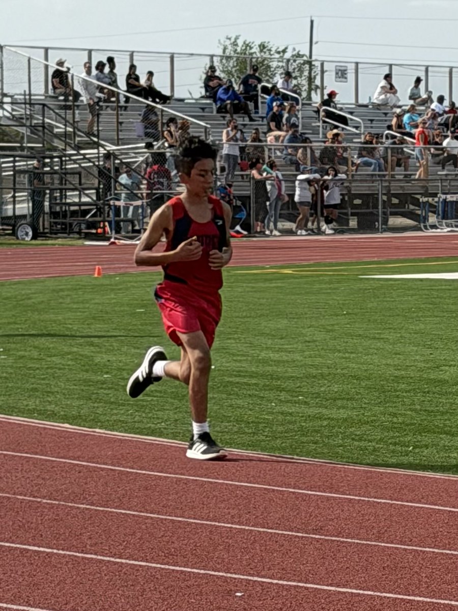 HopperMS's tweet photo. Track meet days just hit different ๐โโ๏ธ๐ฅ So proud of our Huskies for showing grit, heart, and hustle from start to finish. Go Huskies! ๐พ #WeAreThePACK #Hoppertunity https://t.co/FhhfL18FsJ