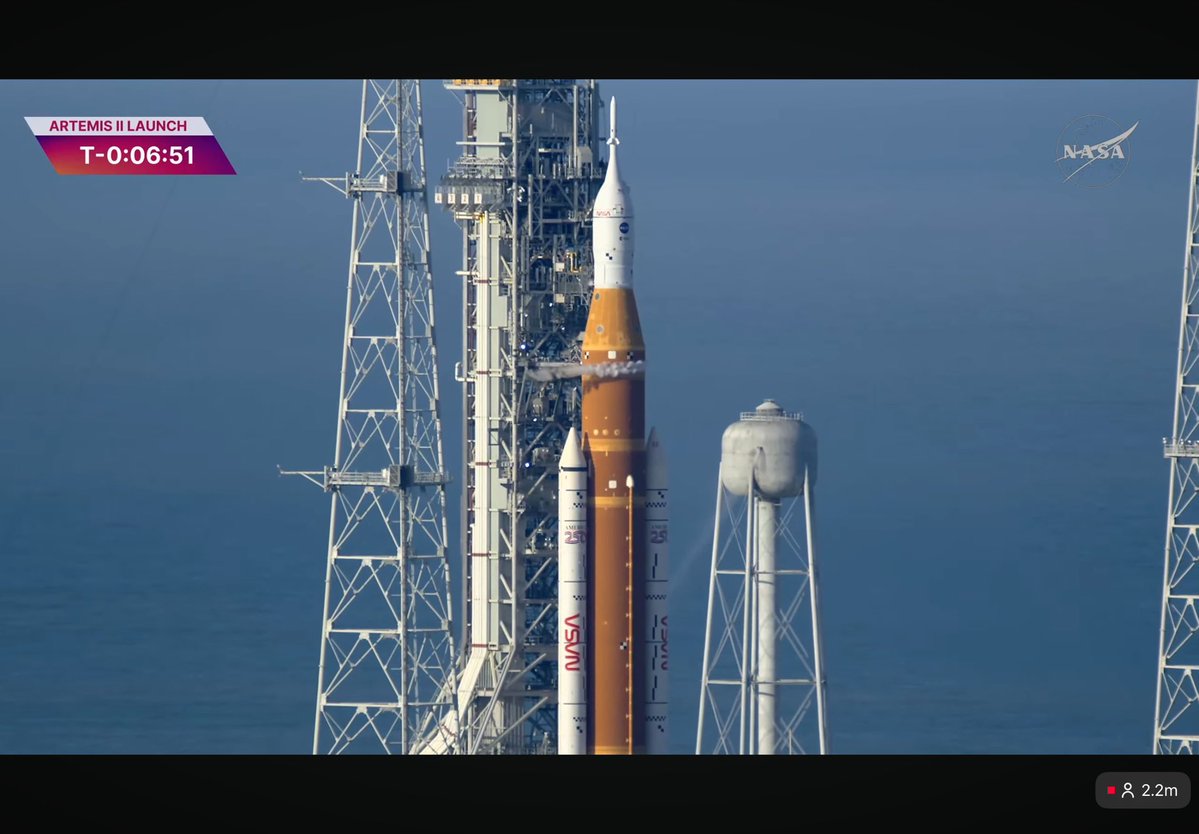 SpaceKate tweet media