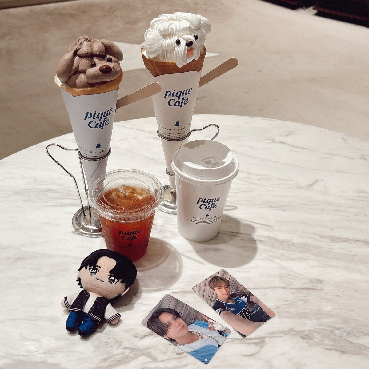 しろくま tweet media