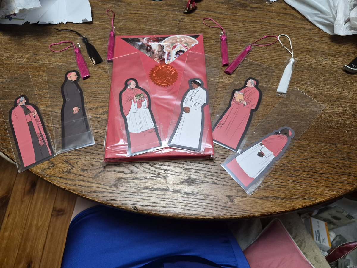 AnittaBloom's tweet image. OH MY GOD, IT'S SO STUNNING 😭 I'm OBSESSED