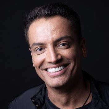 UpdateCharts tweet media