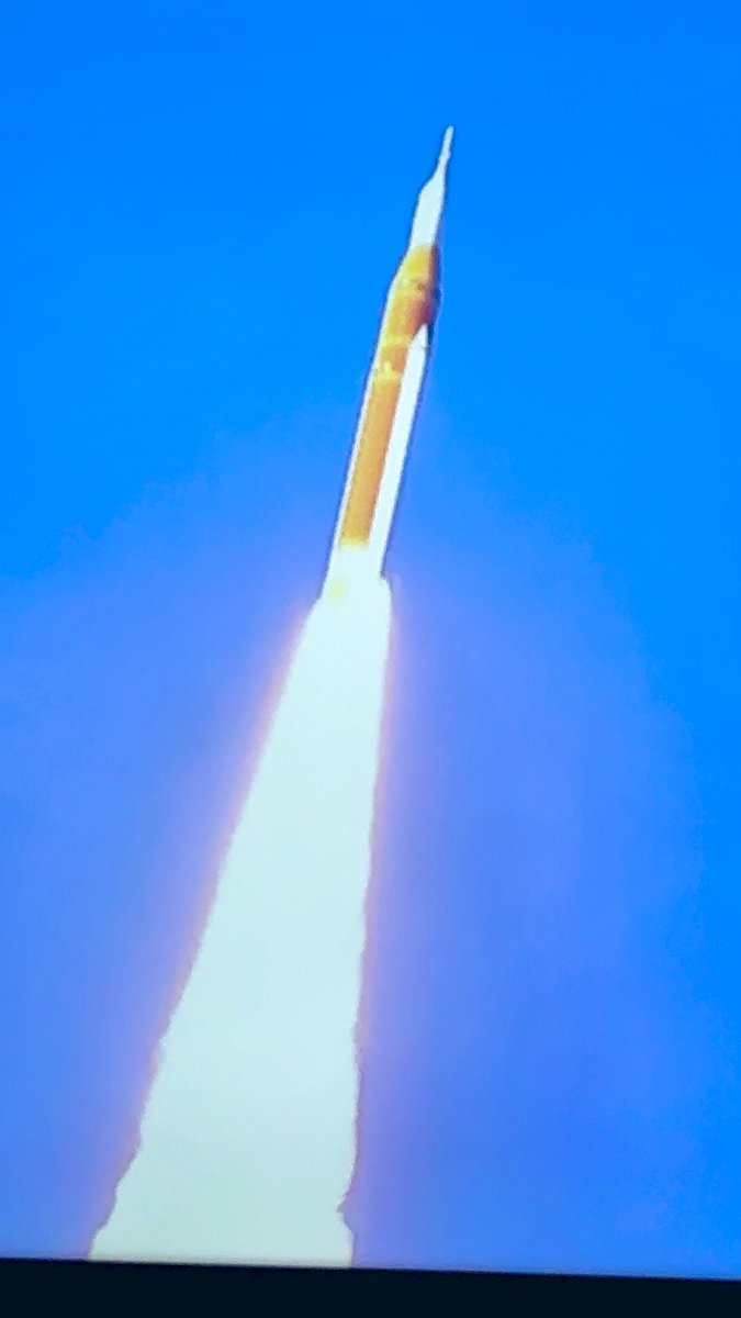 Dunia Soad De la Vega Jalilíe tweet media