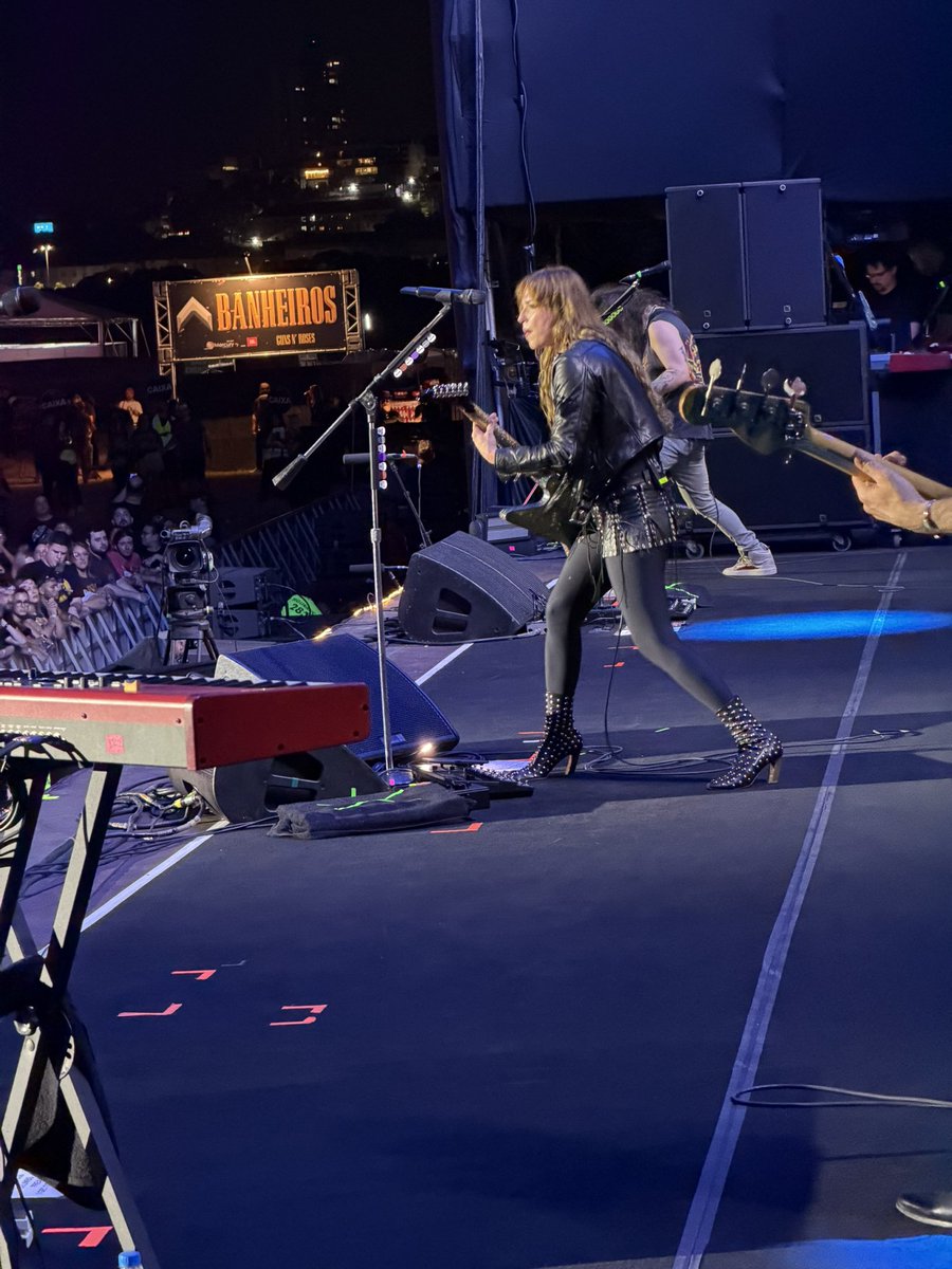 del james tweet media