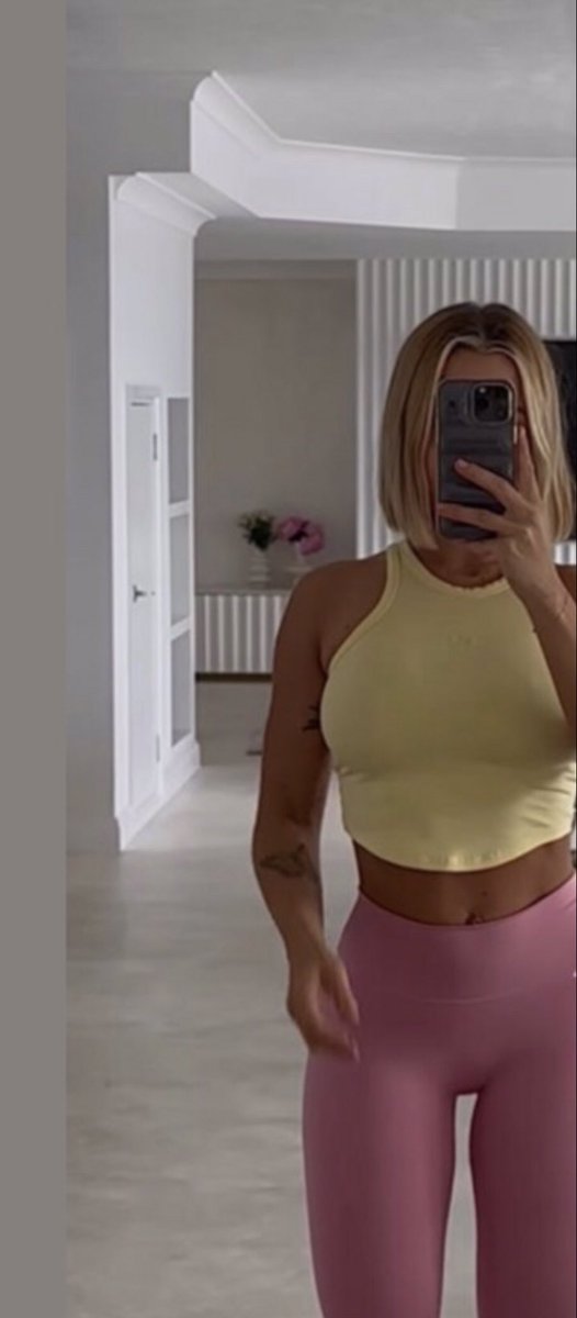 Tammy Hembrow tweet media