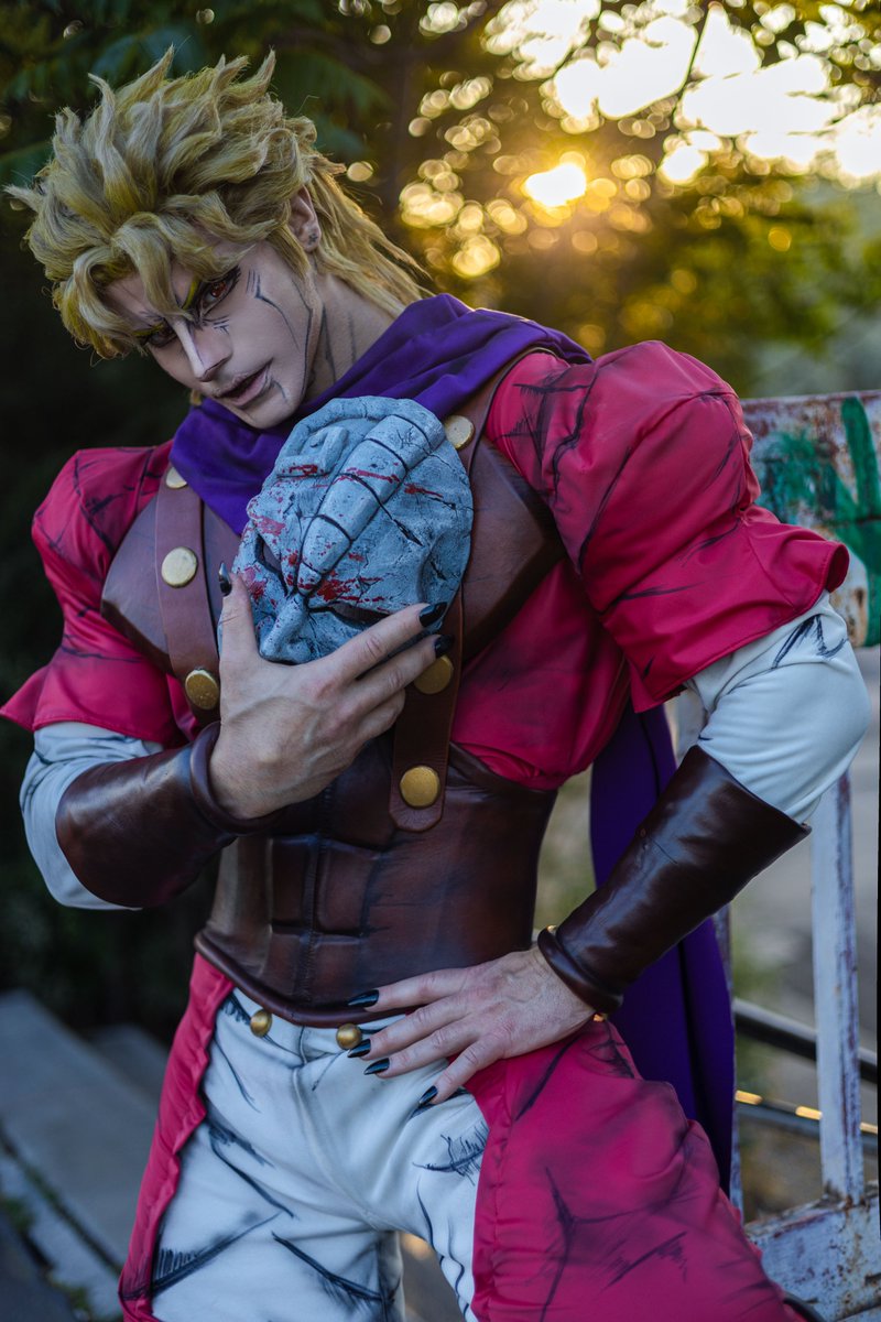 T A R Y N tweet media