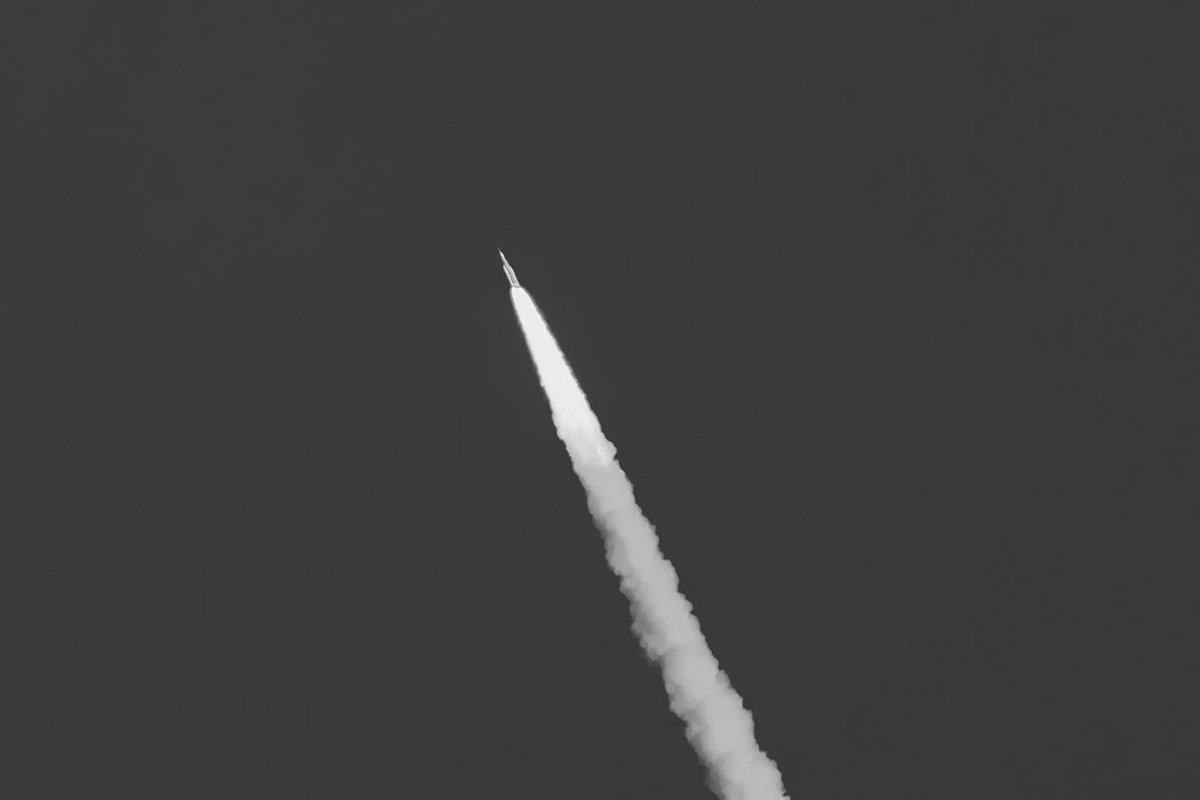 bugs836's tweet photo. NASA Artemis 2 lift off 🚀 We were too far away but still got to see! https://t.co/qwHf19q53d