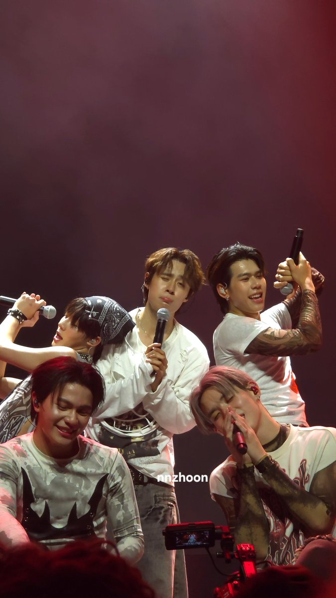 nn♡🪽 tweet media