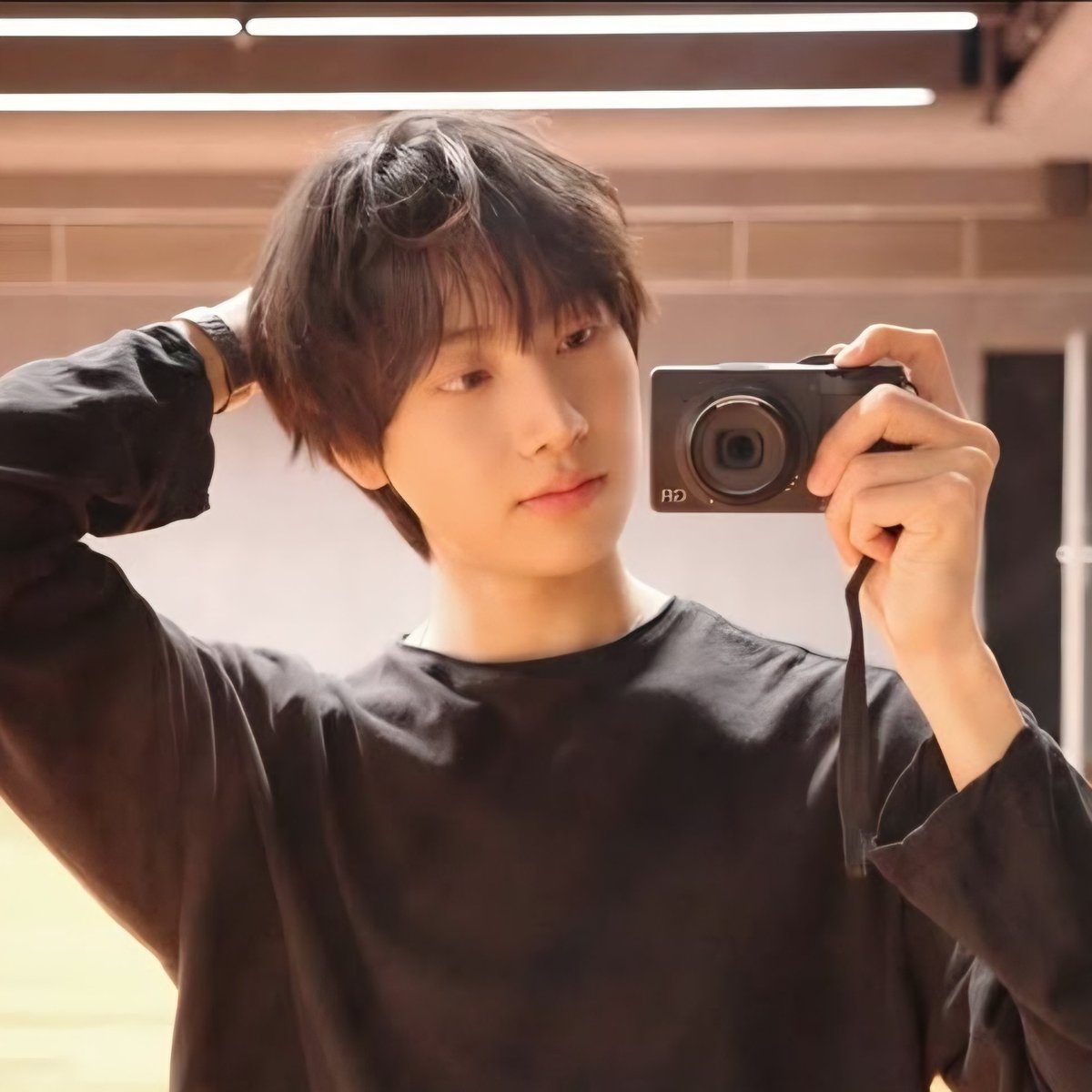 Lucy🧊|| zb9 tweet media