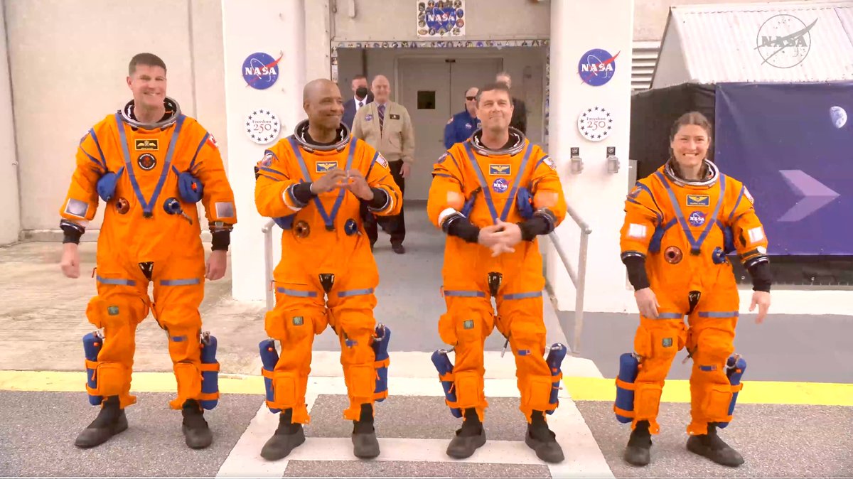 Alex Cole tweet media