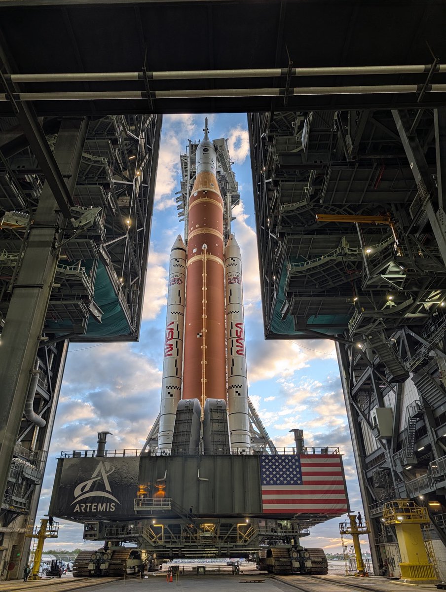 paige | #1 garsantos truther tweet media