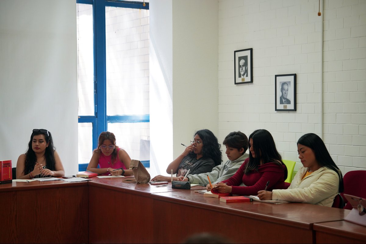 Filosofía y Letras UNAM tweet media