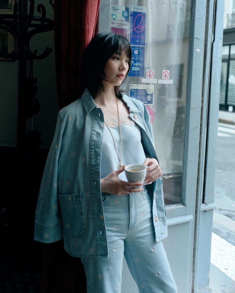 GINZA_magazine's tweet photo. のんと〈セザンヌ〉の、パリで過ごす一日☕️街を歩き、カフェに寄り、部屋でくつろぐ。 日常を、ほんの少しドレスアップ。
https://t.co/WkrZ4H9c9l #pr https://t.co/bMsikdsMac
