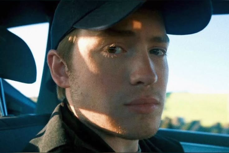 best of kit connor tweet media